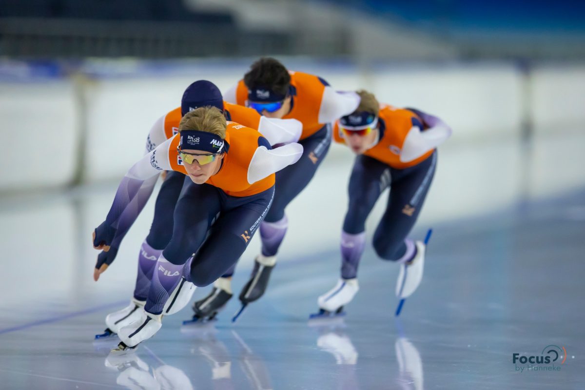 Rinse Franken in de bocht voor zijn teamgenoten